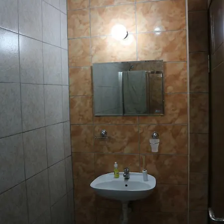 Lovely Studio With Balcony Pool View *